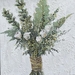 Daisy arrangement